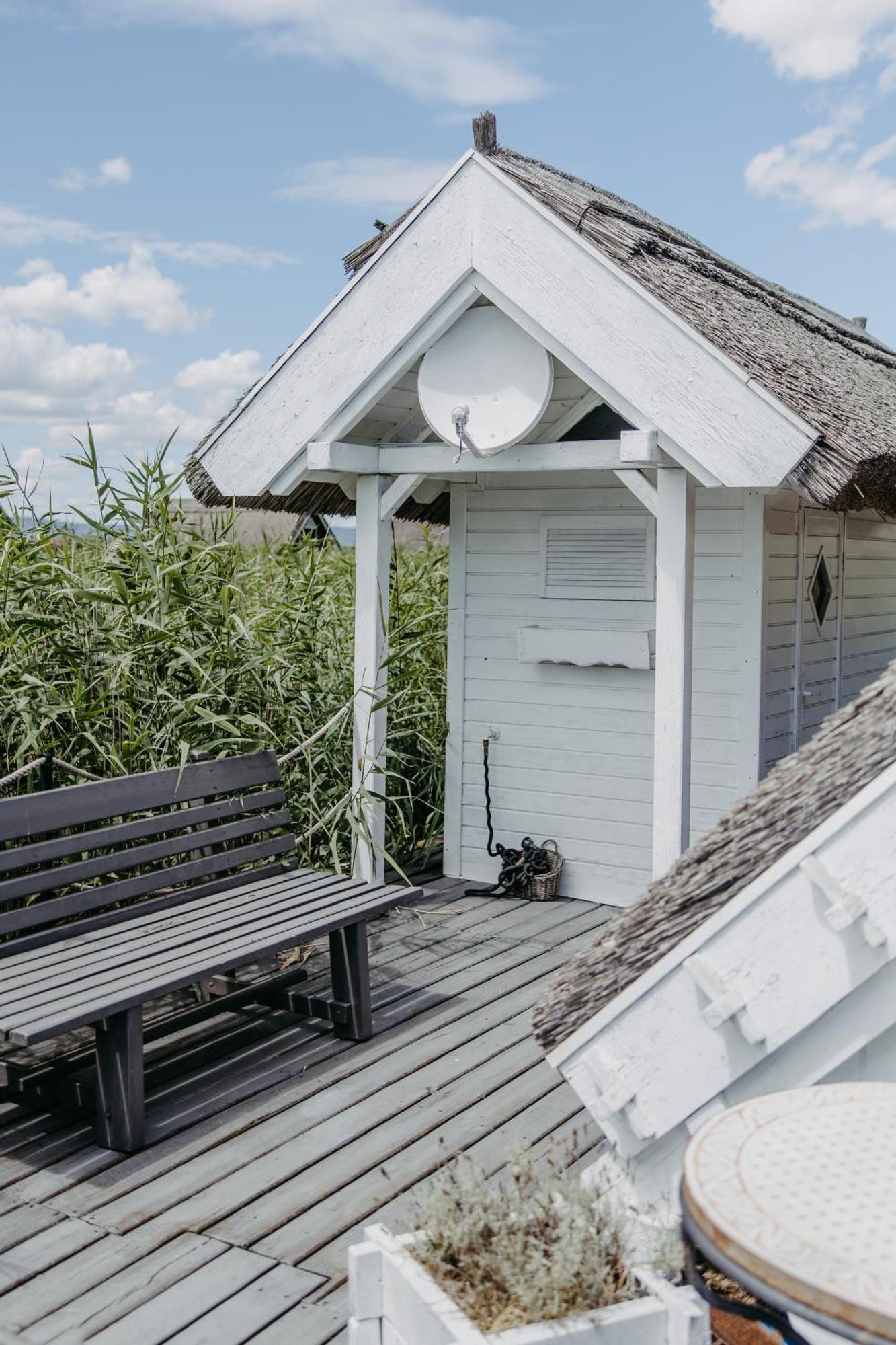 Seehuette Neusiedlersee - Seehaus Inklusive Elektroboot Rust Exterior foto